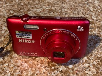 Nikon Coolpix S3700 Digital Camera