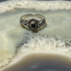 Sterling Silver Onyx Flower Ring