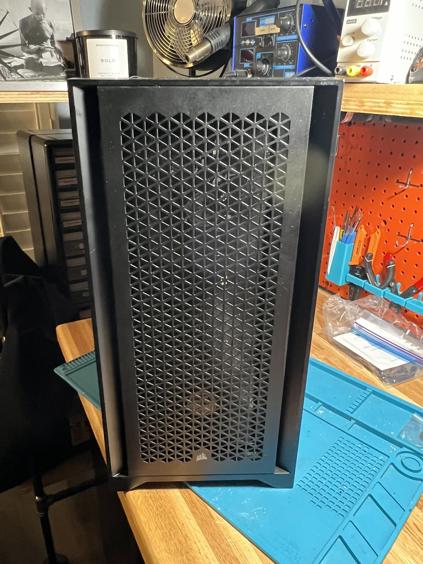 CORSAIR 4000D RS Mid-Tower ATX Case – Excellent Condition