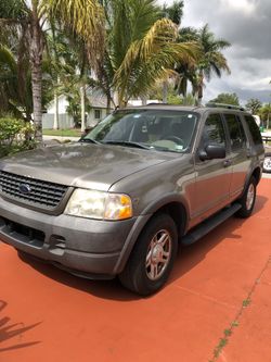 Ford Explorer 2004