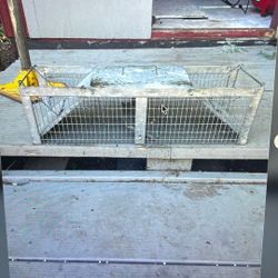 Vintage animal trap, cool display peas for gophers or other outdoor creatures