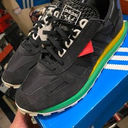 Adidas New Size 10