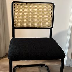 Single rattan chair with Black Cushion
