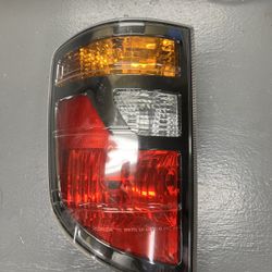 2006 -2012 Honda Ridgeline Left Taillight 