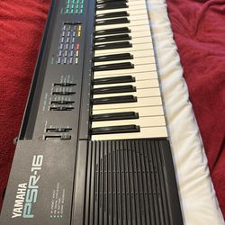1988 (Vintage) Yamaha PSR-16 Keyboard/Synthesizer