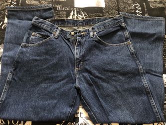 Wrangler’s Men Jeans Size 33x30 Regular Fit