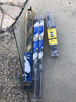 Wood drill bits