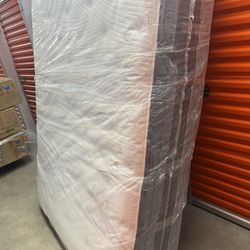 Queen Size Mattress And Box Spring Set Available 