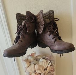 boc Dark Brown Combat & Moto Booties 9W