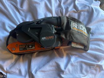 RIDGID Variable Speed Belt Sander (3" x 18") – Quick Sale