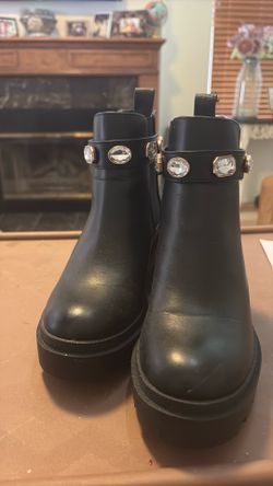 Black ankle boots