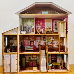 Doll House