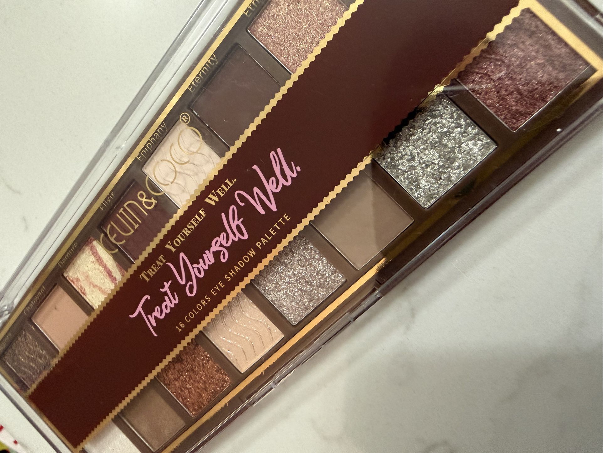 Kevin & Coco - Eyeshadow palette