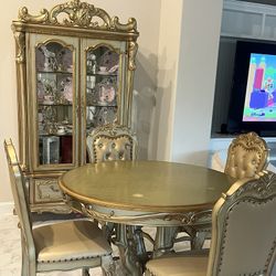 Dinning table With Chairs And China cabinet 