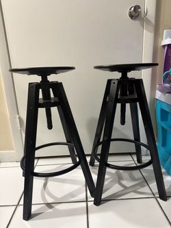 Set of 2 Black Adjustable Bar Stools