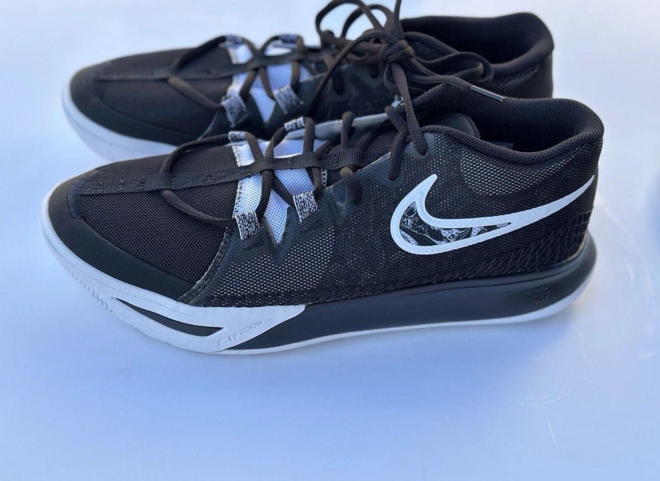 Nike Kyrie Flytrap P 6 Black White Basketball Shoes Men's Size 11