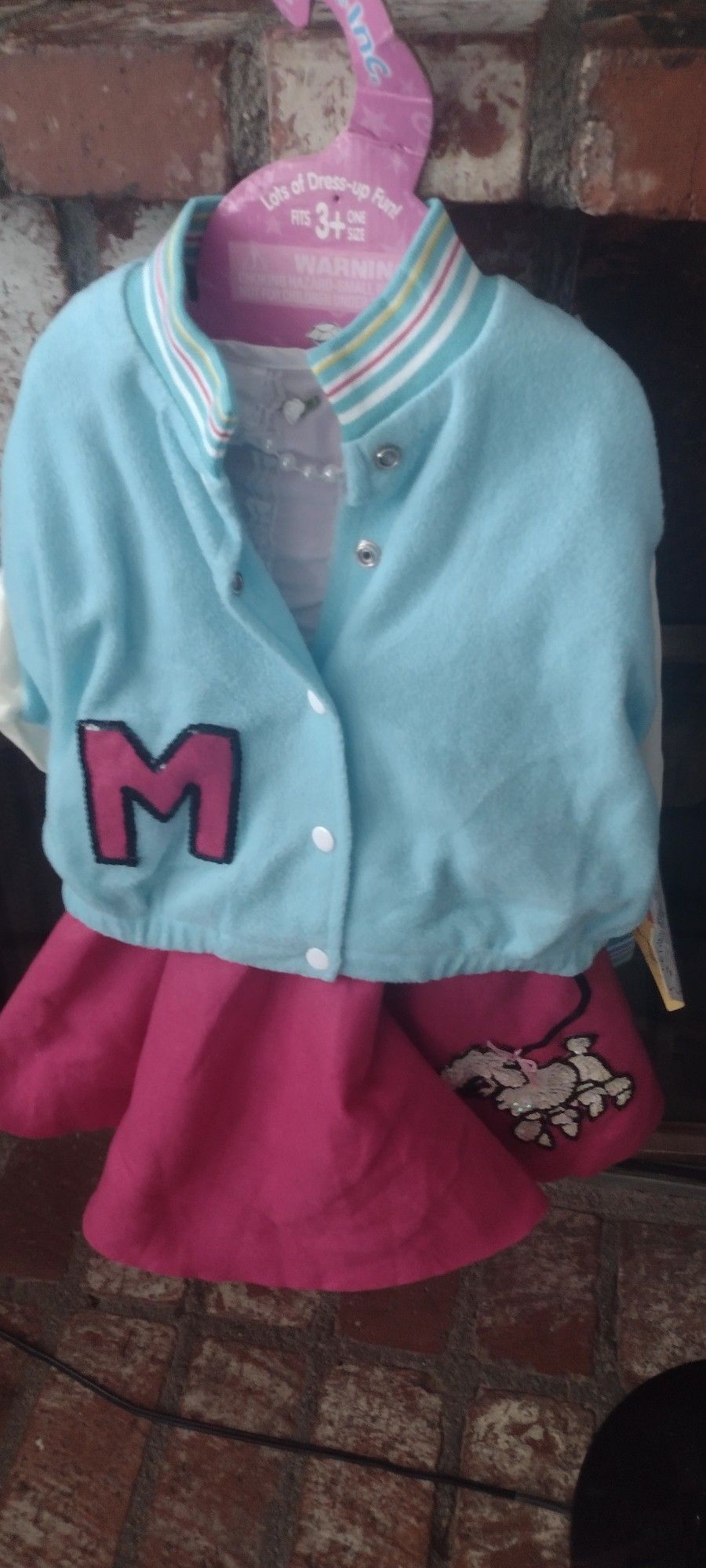 Costume