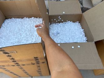 Free Mini Square Styrofoam