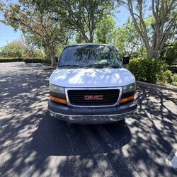 2012 GMC Savana 2500