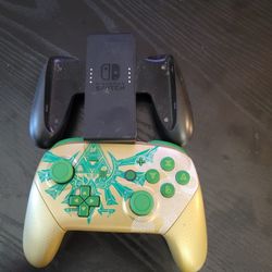 Nintendo Zelda Controler and Body For The Reg Controler
