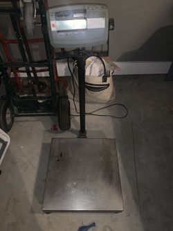 OUAUS Defender 5000 Scale