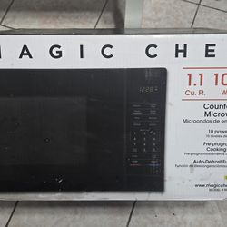 Magic Chef Microwave Brand New In Box (Black) (1.1 cu ft)