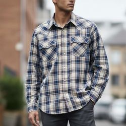 Levi’s Plaid Pearl Snap Western Shirt Men’s Size Large  Long Sleeve 