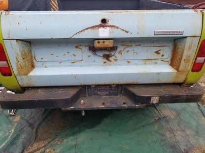 International Scout II 1(contact info removed) Tailgate
