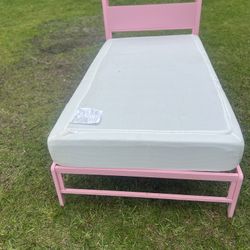 Pretty Pink Twin Bed 