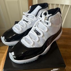 Air Jordan 11 Retro "Concord" Size 9 (US) Deadstock