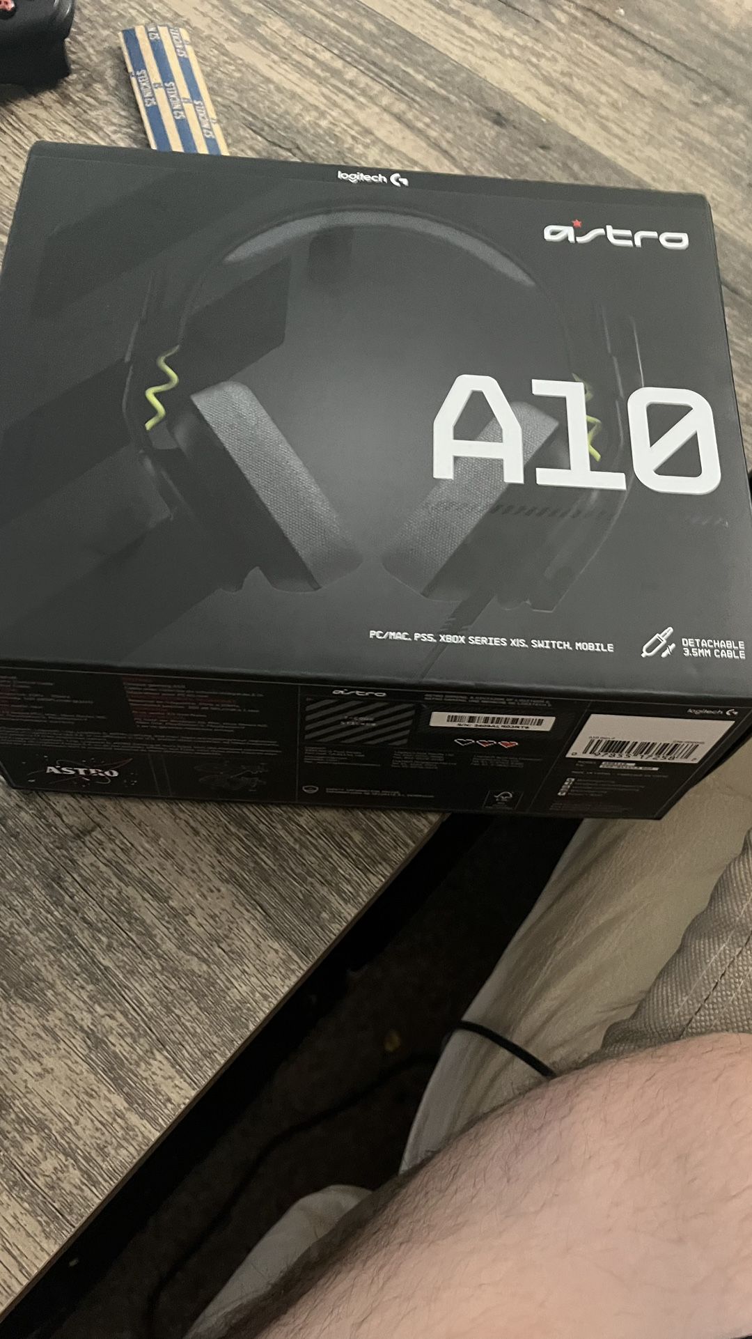 Headphones Logitech A10