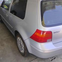 2004 Volkswagen Golf
