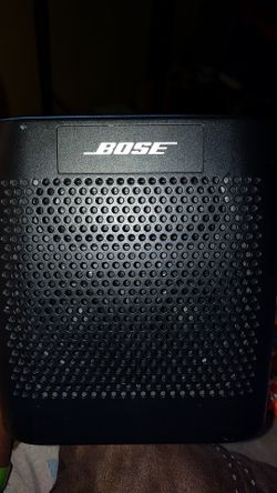 Bose soundlink color speaker