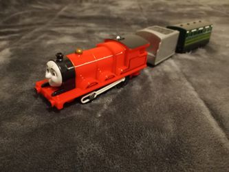 James Train Engine Toy. Train With 2 Carts Included 