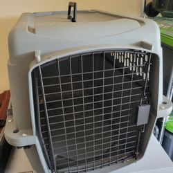 Large Dog Crate/ Dog Carrier