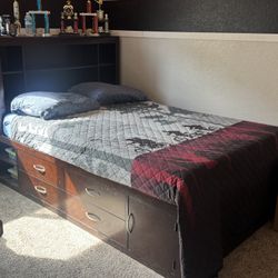 Full Size Bed w/ Headboard Bookcase & Drawers 