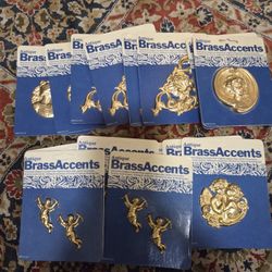 Antique Brass Wood Jewelry Floral Accents