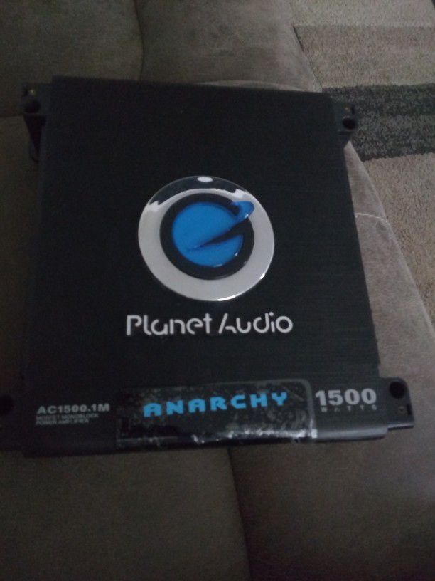 Planet Audio Amplifier 1500 Watts 