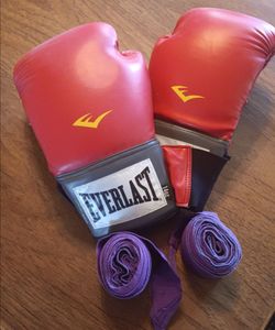 Everlast Pro Style Boxing Gloves + wraps