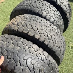 BfGoodrich all terrain 285/70/17