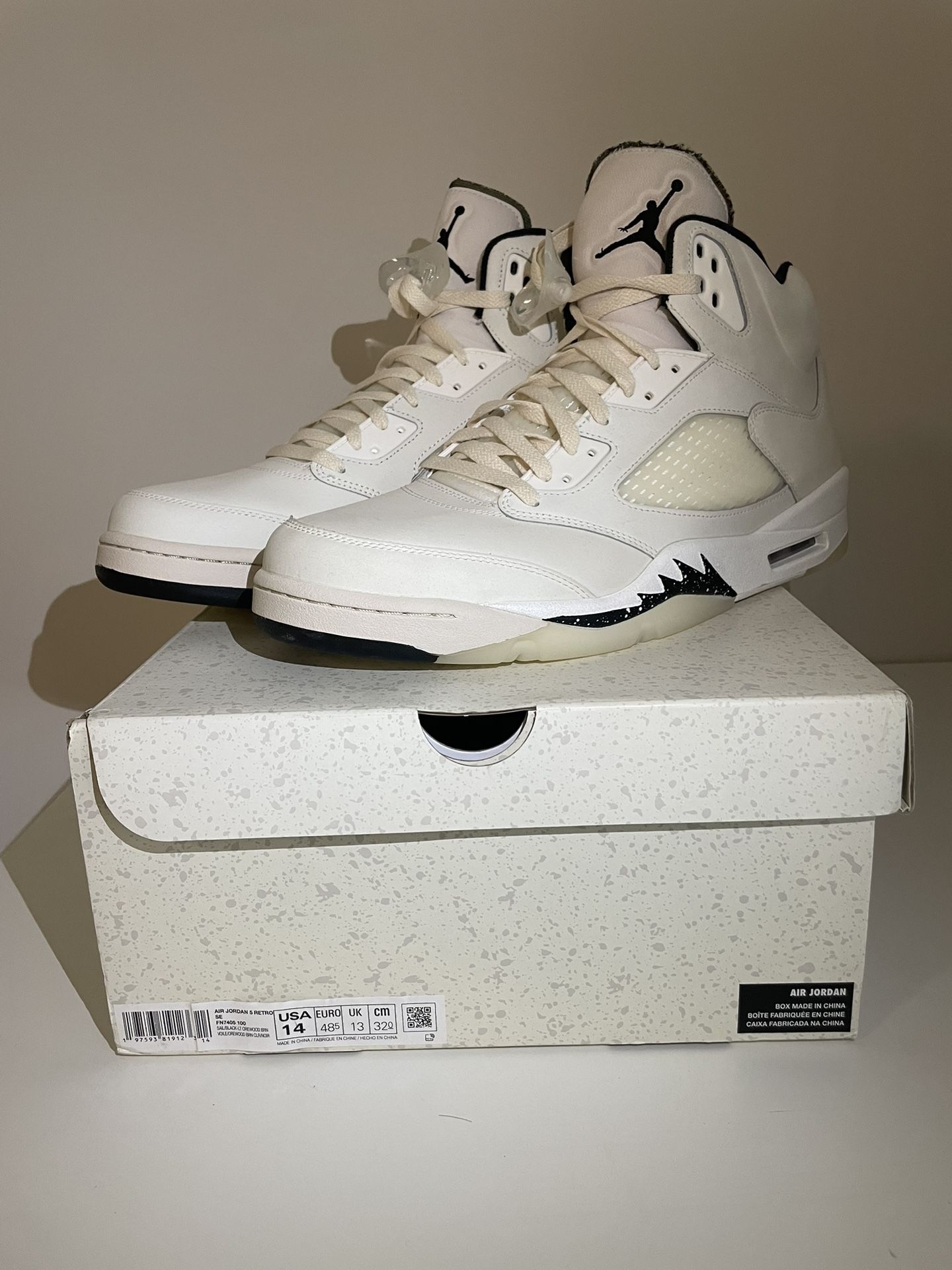 Air Jordan 5 Retro Sail Size 14M