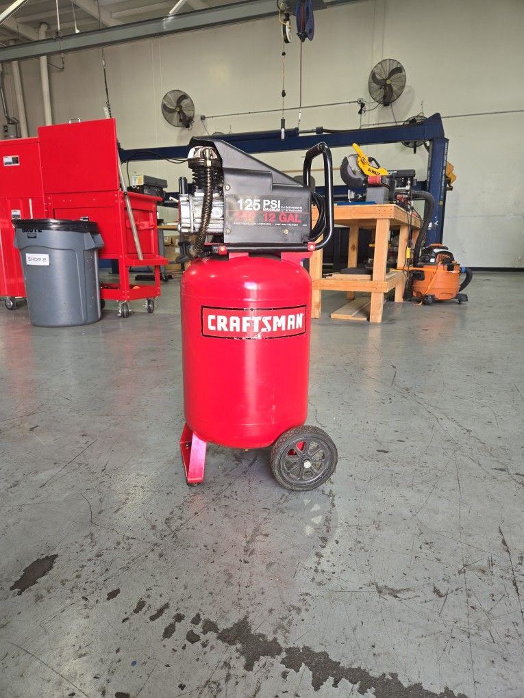 Craftman Air Compressor for Sale in Long Beach, CA - OfferUp