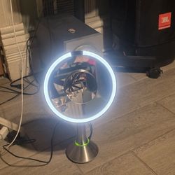 Simplen Human Mirror