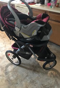Jogging stroller with car seat