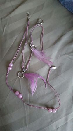 Purple feather neckalace
