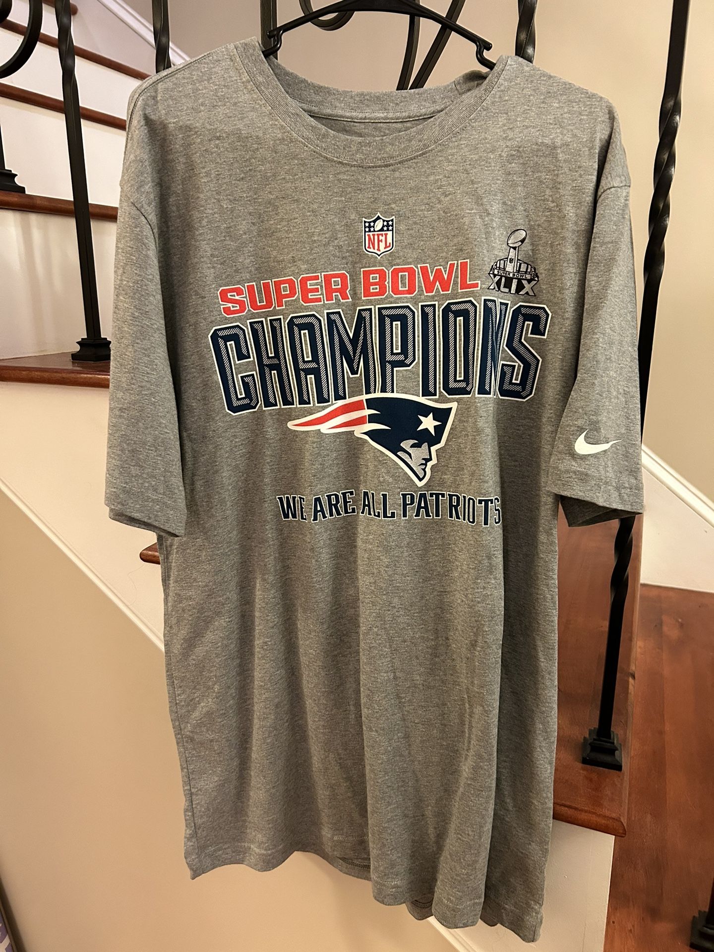 Patriots Super Bowl 49 Champions Men's T Shirt NFL Nike Size XL XLIX 2015 Gray