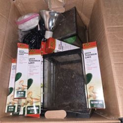 Large Box Reptile Items