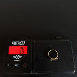 10K hello kitty ring 