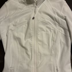 lululemon size 6