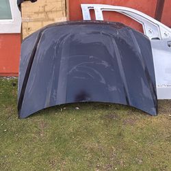 Super Duty Ford Hood